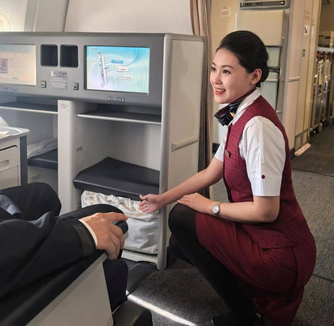 國航推出“愛心隨行”服務(wù)系列產(chǎn)品，深化信息咨詢服務(wù)體驗(yàn)